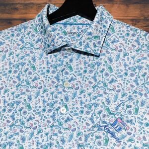 Johnnie O Hendrick Polo Shirt Mens M Drinks Cocktails AOP Kenmure Country Club